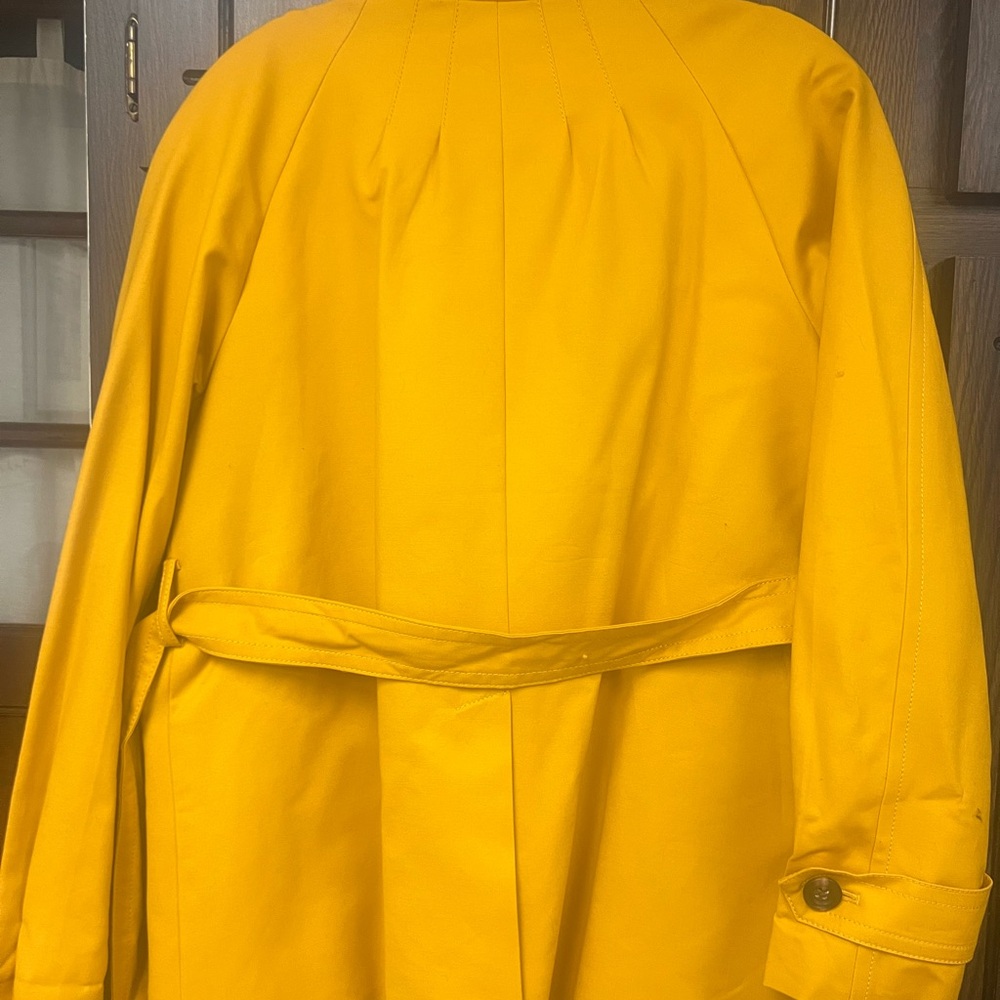 Woman’s - Picture 3 of 11